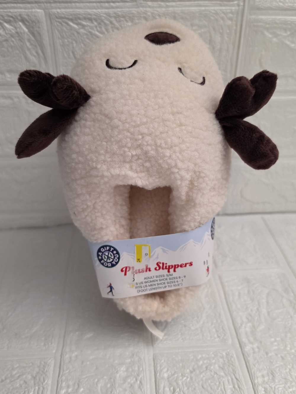 NEW Holiday Christmas Reindeer Slippers Adult Size S/M (W 8-9, M 6-7)
